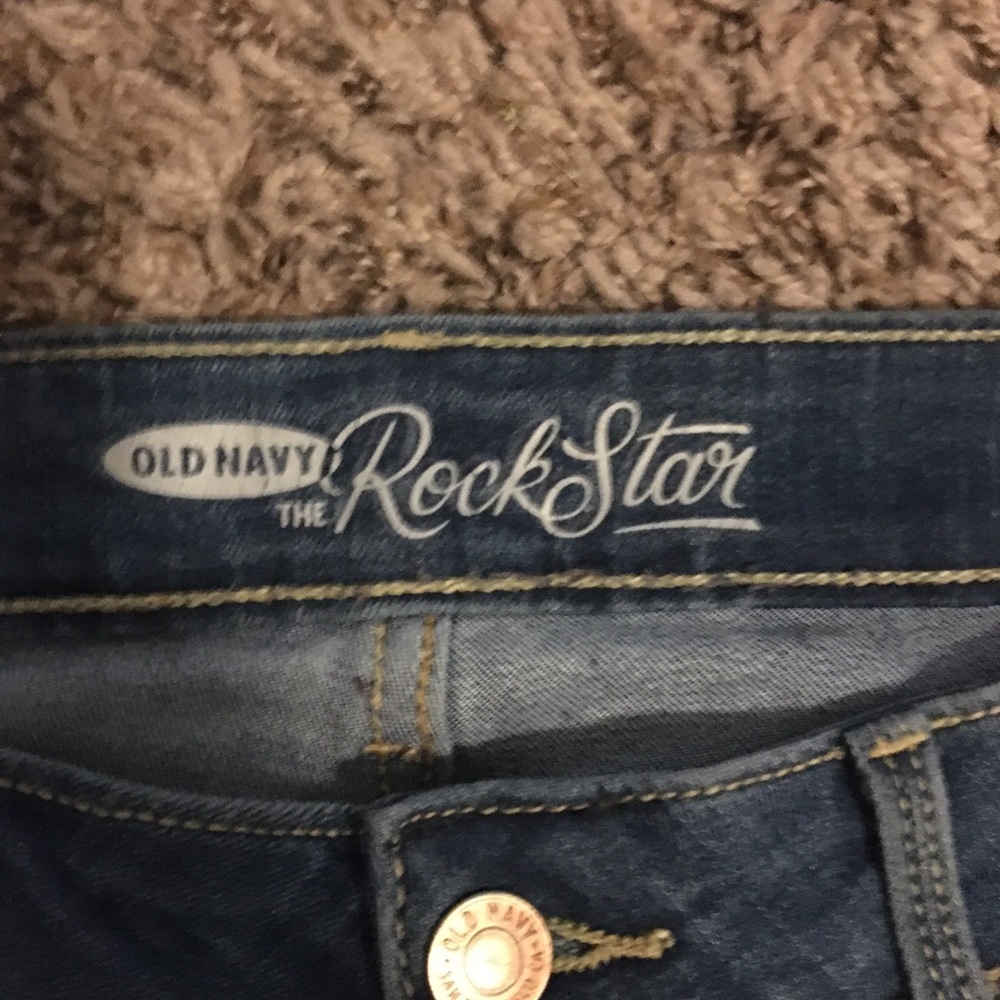 EUC Old Navy Rock Star skinny jeans - Picture 2 of 4